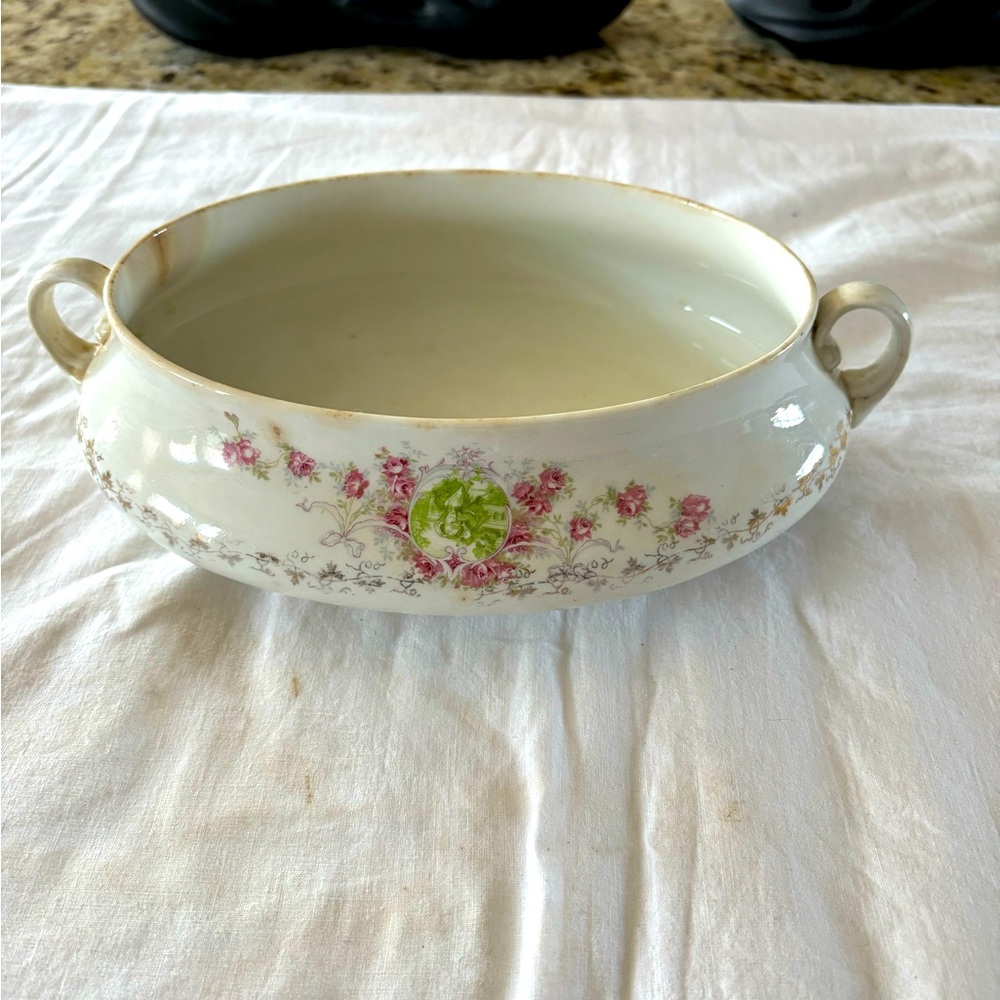 Cabbage rose castle countryside Niagara Homer Laughlin WV‎ casserole dish